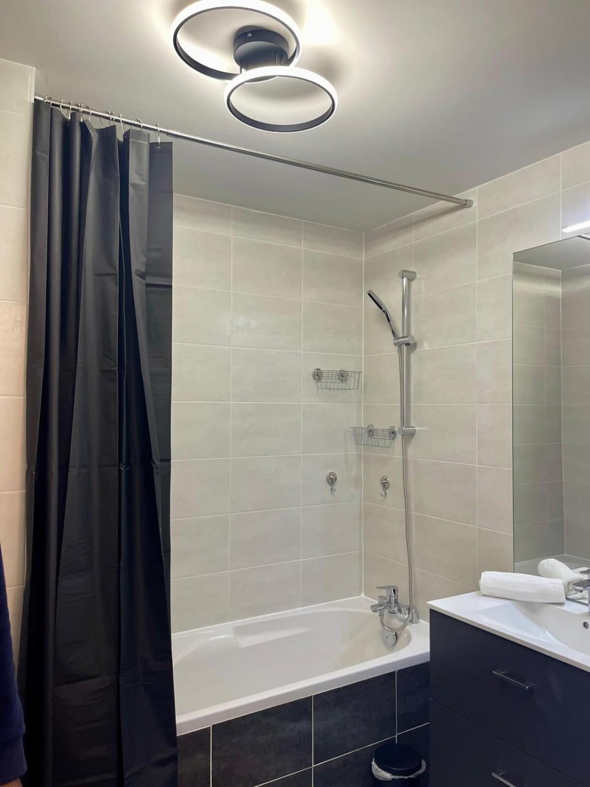 Cosy-Rent Appartement De Standingparking Neudorf ストラスブール エクステリア 写真